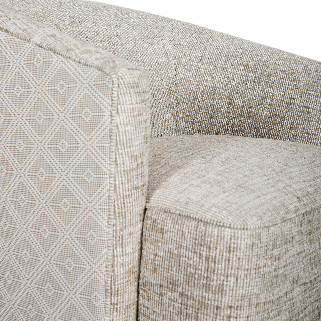 Hanna Armchair 1